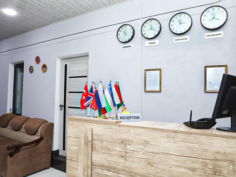 House De Moon Hostel ทาชเคนต์ ภายนอก รูปภาพ